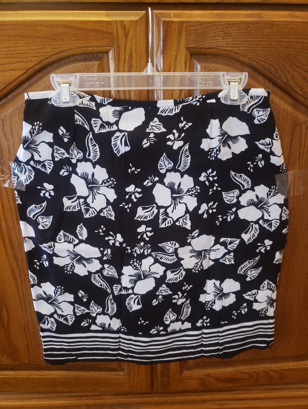 Casual Corner Skirt!